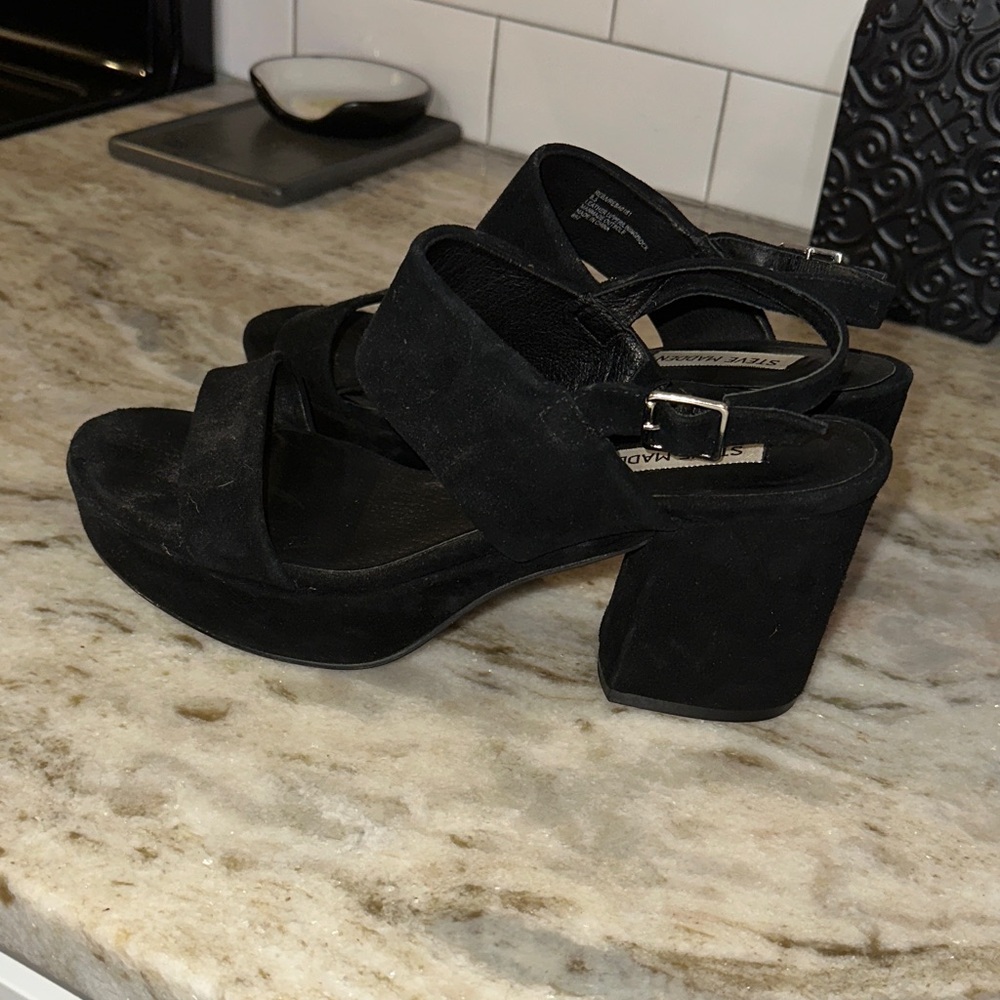 Steve Madden Black Platform Sandals